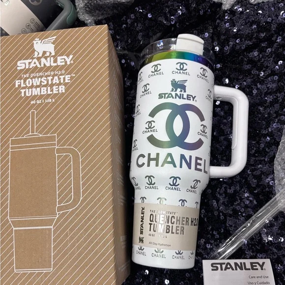 (Pick your color)Stanley Quencher Tumblers in Multicolors. - Picture 2 of 13